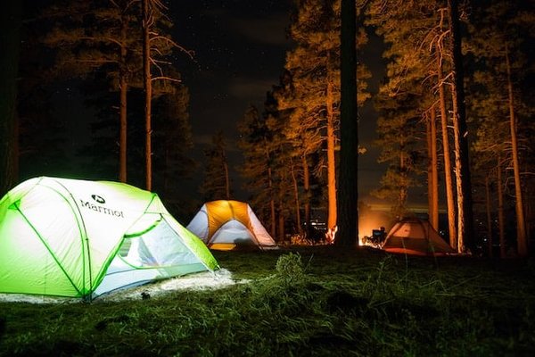 Quels sont les avantages et les inconvénients du camping ?